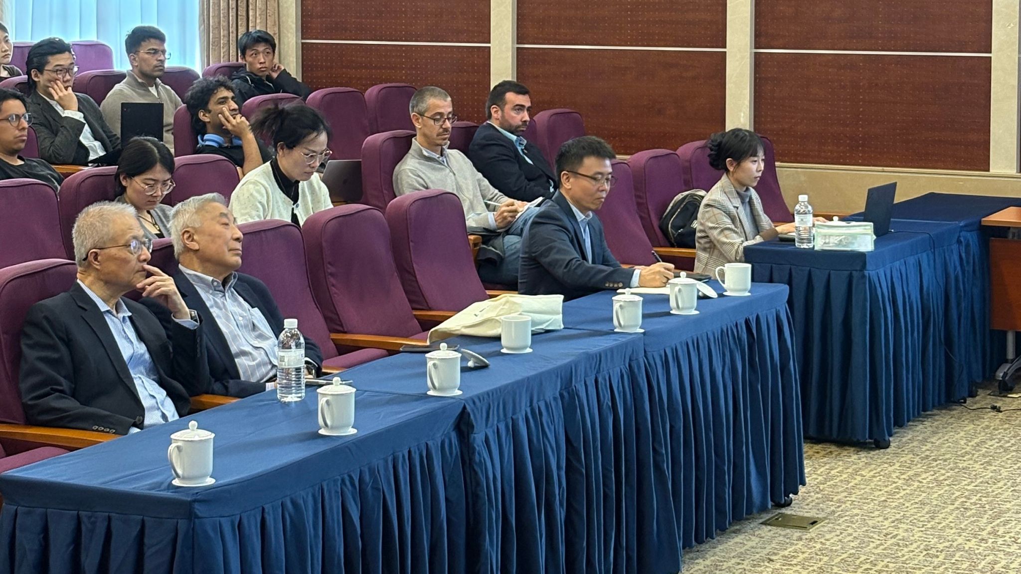 John图6-s.jpg John图6-s.jpg